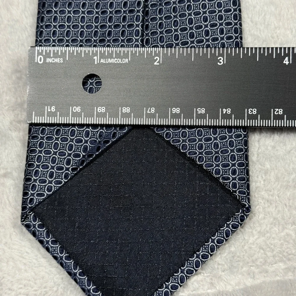 Westbury London Necktie Navy Blue Circle Pattern Silk Hand Tailored USA‎